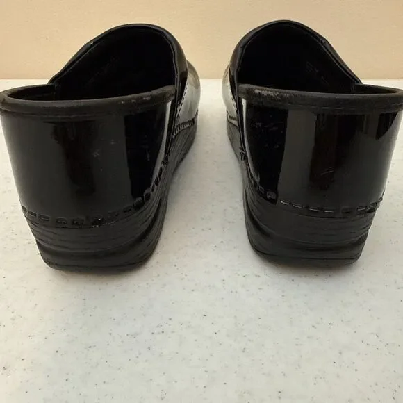 Dansko 34 Shiny Black Leather Work Clogs Nurse Work Shoe - Picture 9 of 16